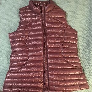 Medium sized lululemon puffy vest